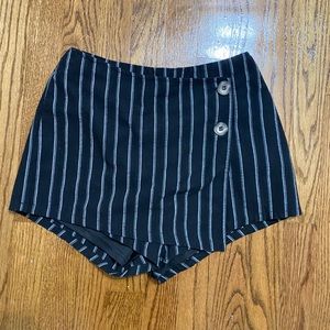 Striped skort from American threads, native daughters brand, size: S